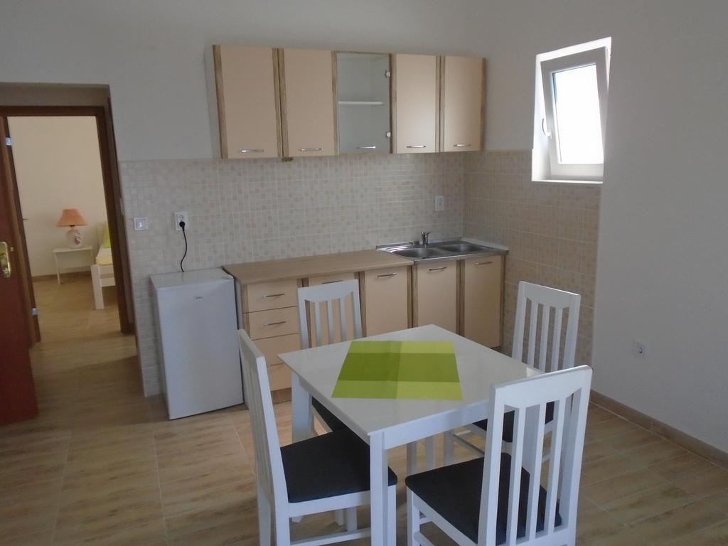 Apartments Kanli Kula Херцег-Нови Экстерьер фото